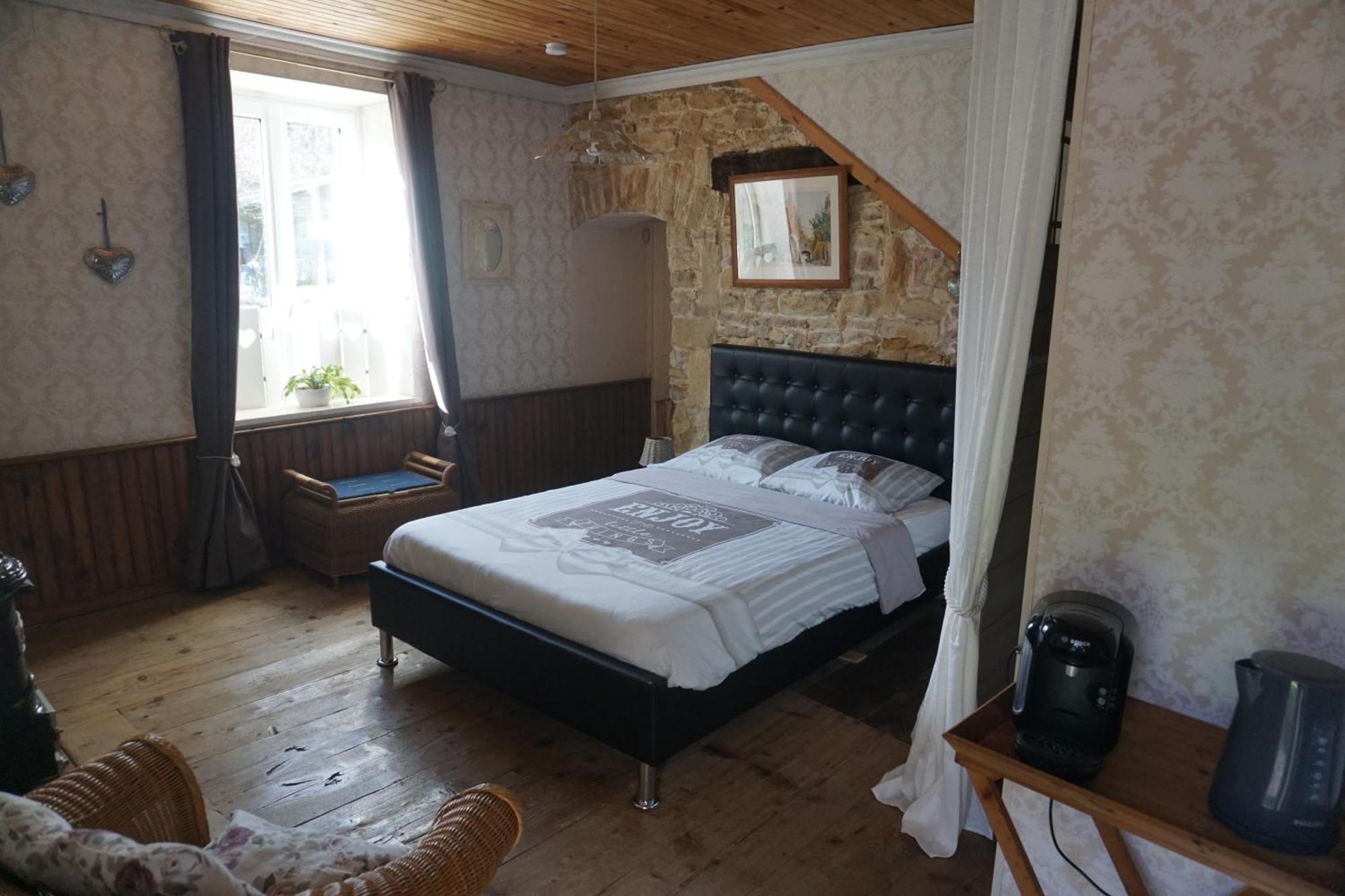 Chambre D'Hotes Juste-Confortable Fleurey-les-Lavoncourt Екстериор снимка