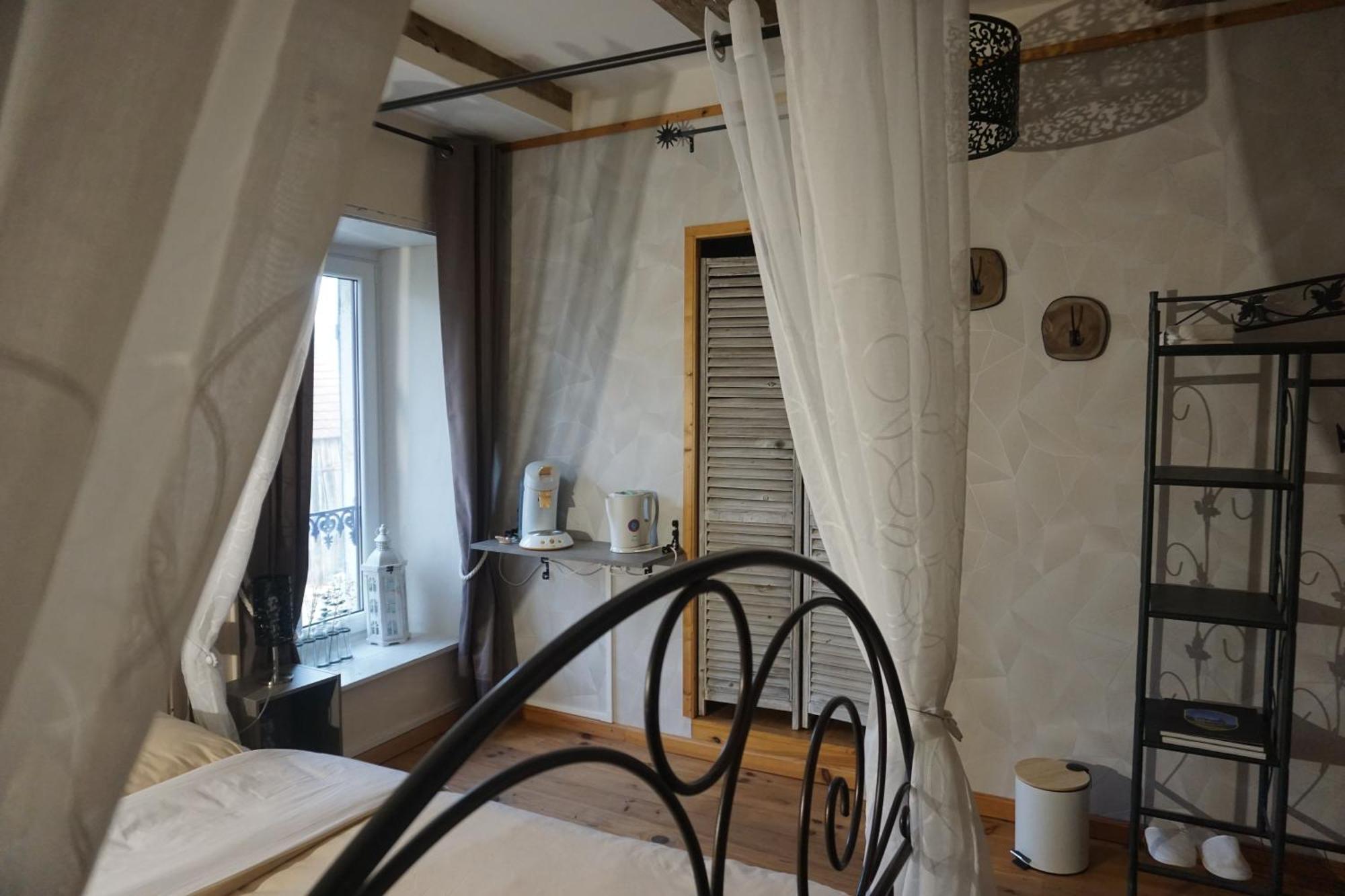 Chambre D'Hotes Juste-Confortable Fleurey-les-Lavoncourt Екстериор снимка