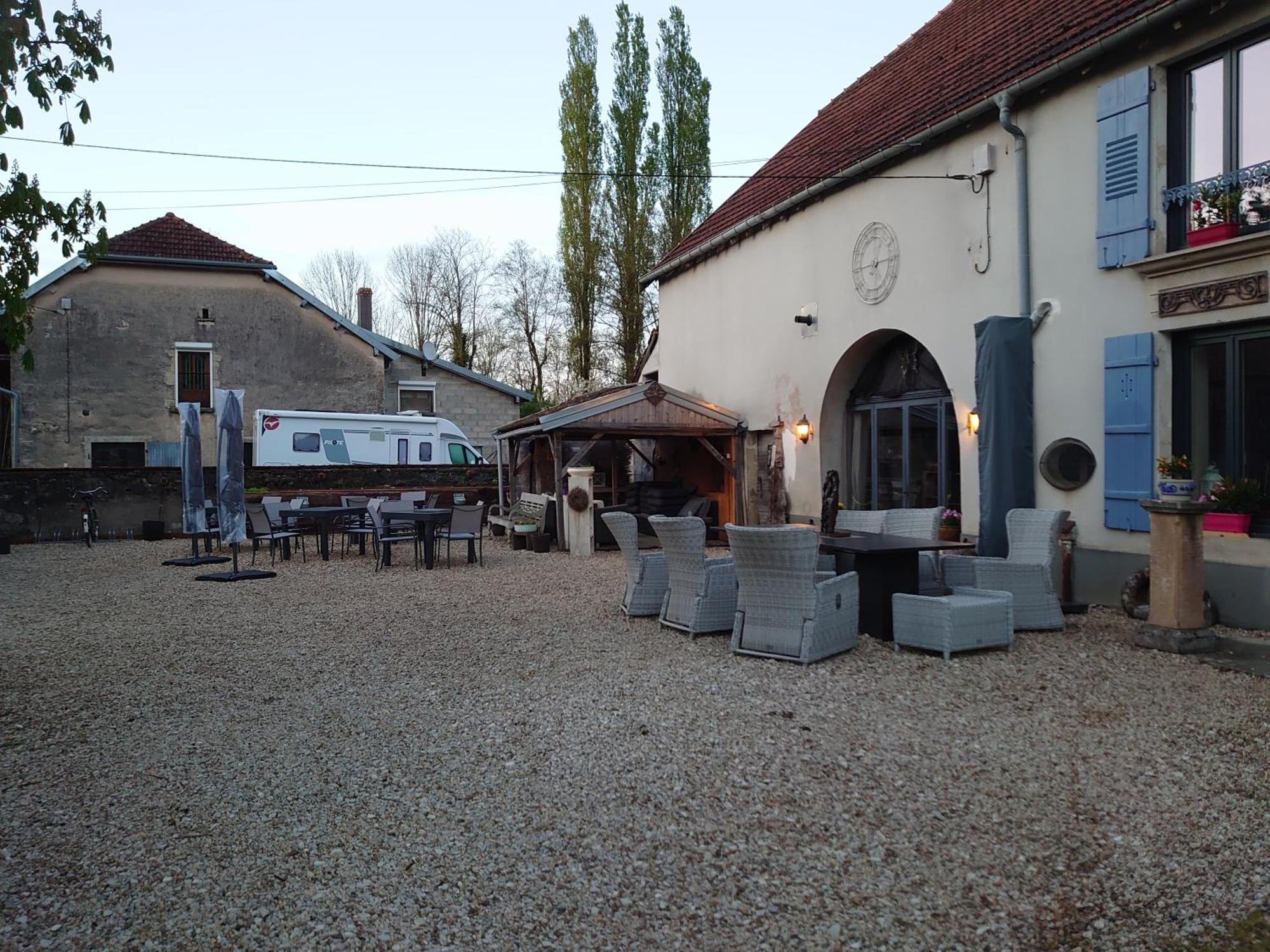 Chambre D'Hotes Juste-Confortable Fleurey-les-Lavoncourt Екстериор снимка